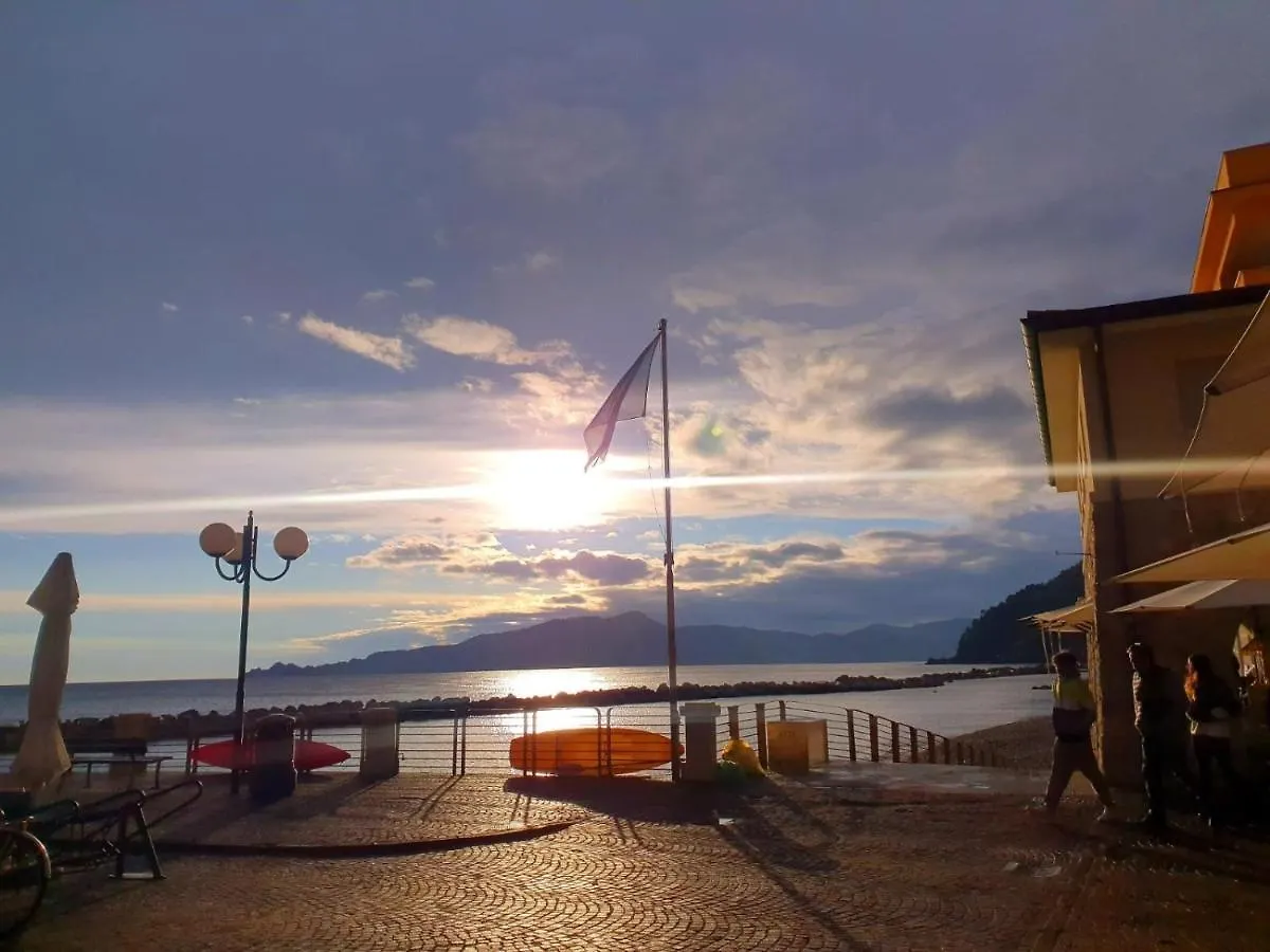 Chiavari Beach